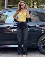 Klasične farmerke sa ravnim nogavicama i laganim izbledelim detaljima 611/30