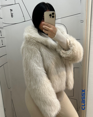 Kratka ženska bunda bela