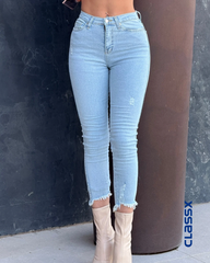 Uske farmerke sa dosta elastina 509/126