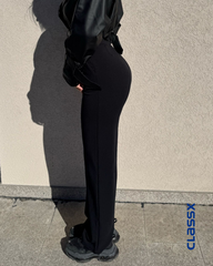 Elegantne crne pantalone